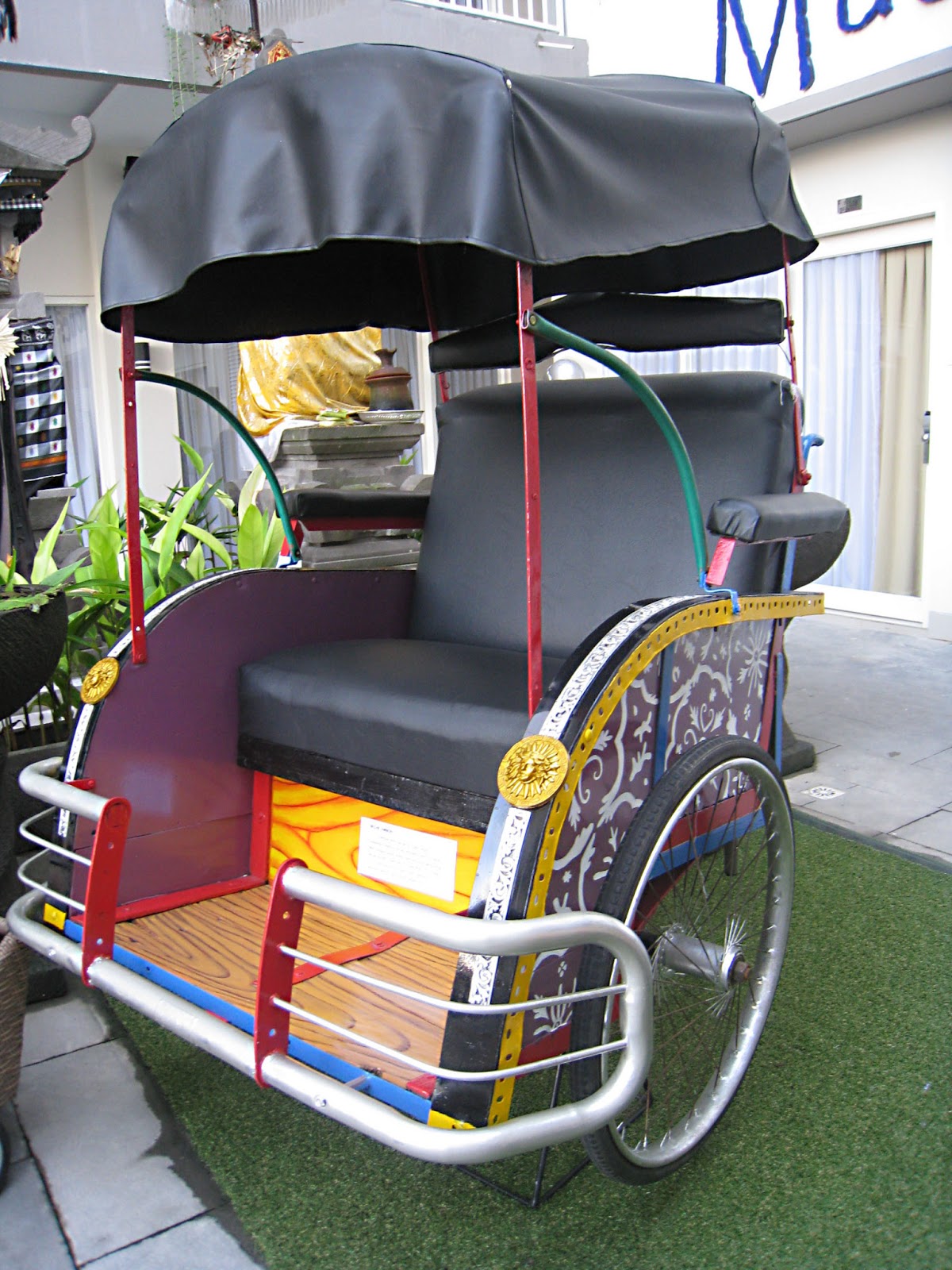 MUSEUM BECAK DI INDONESIA